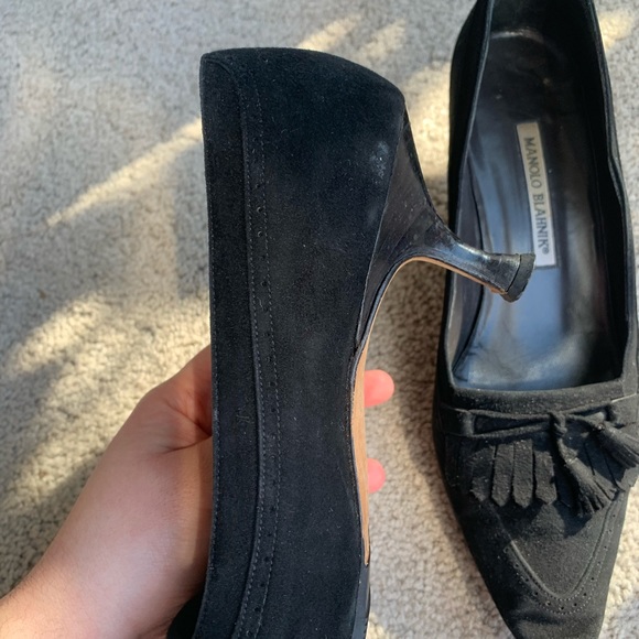 Vintage Manolo Blahnik suede pumps - Picture 4 of 10
